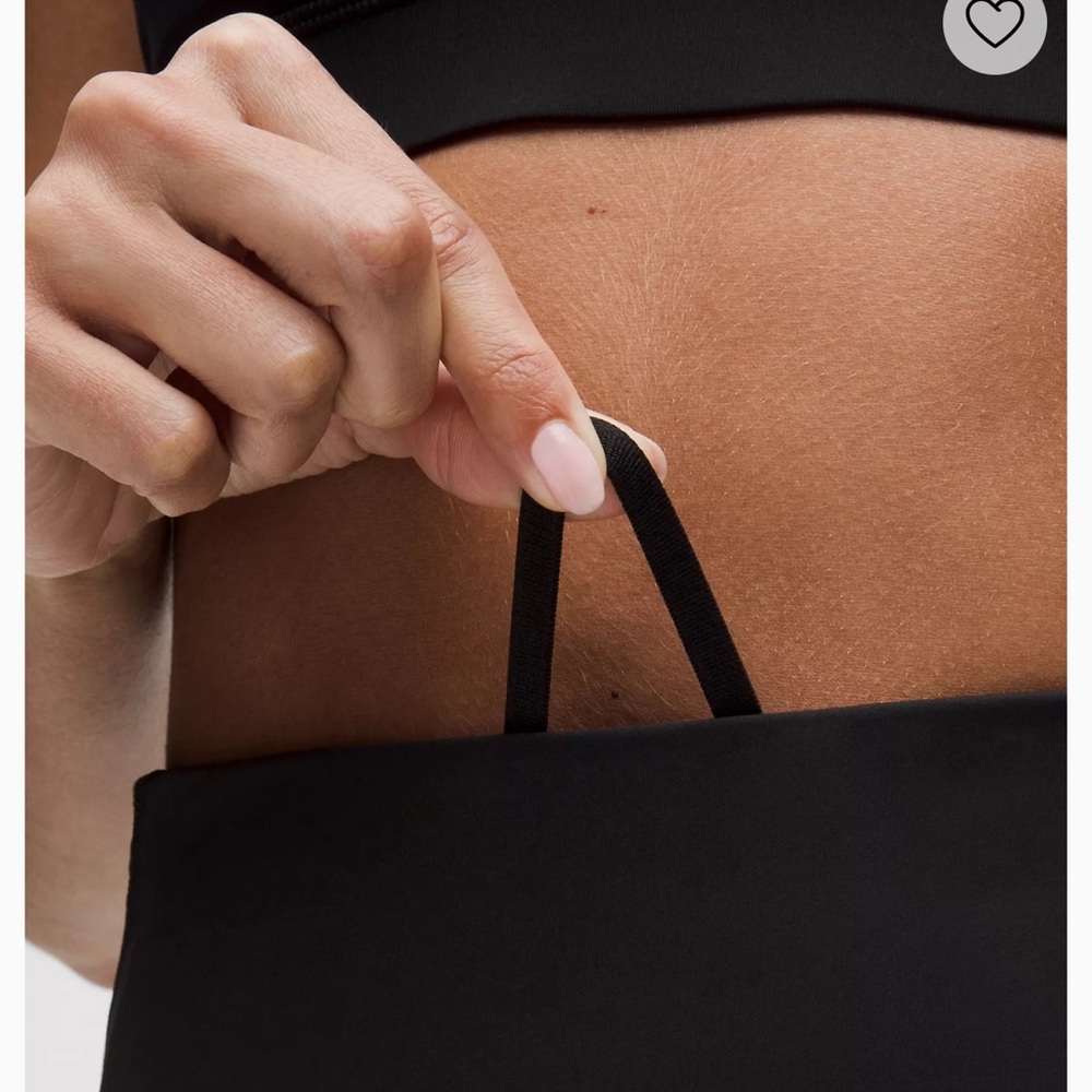 Lululemon Black High-Waisted Shorts SZ:4 - Picture 4 of 10